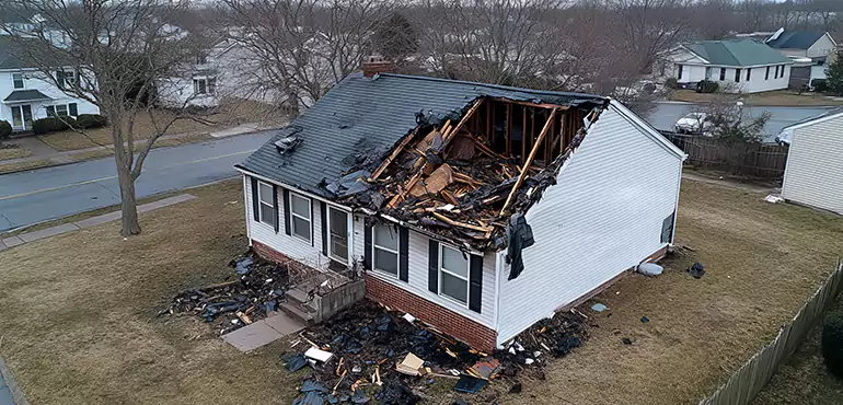 Why Choose Us for Selling Damaged House in Hollywood, FL?