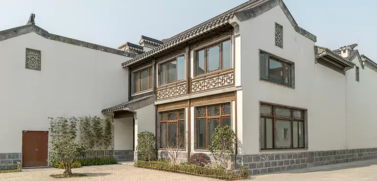 We Help Hollywood Homeowners Sell Squatter-Occupied Houses Quickly and Safely