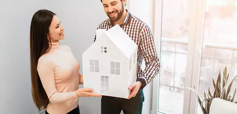 What Happens to the Tenants After You Sell in Hollywood, FL?